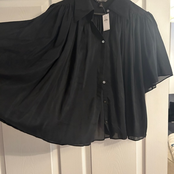 Flowy Blouse - Picture 3 of 13